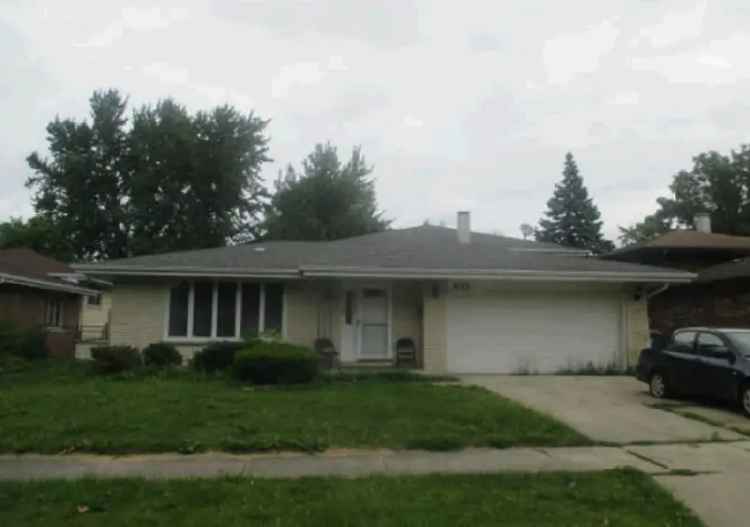 Single-family house For Sale in 632, Thornwood Drive, South Holland, Illinois