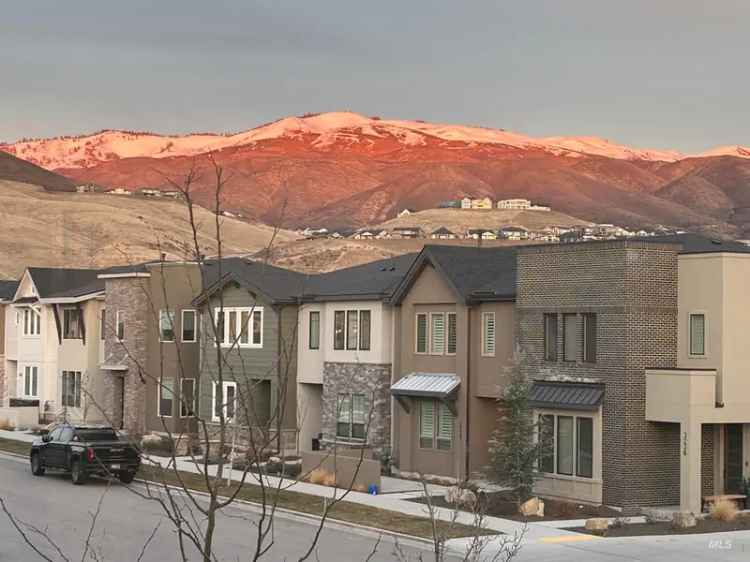 Condo For Sale in 4184, East Haystack Street, Boise, Idaho