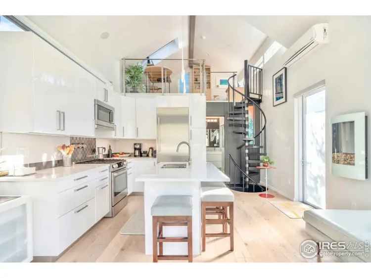 Single-family house For Sale in 310, Linden Avenue, Boulder, Colorado