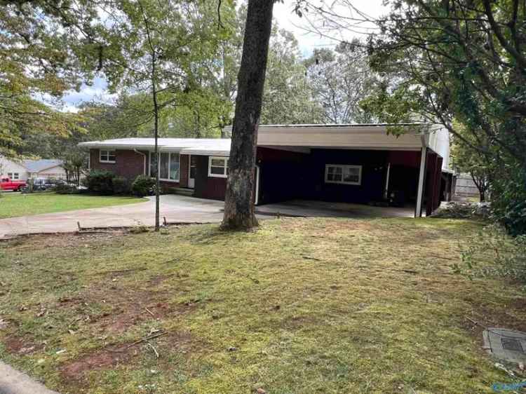 Single-family house For Sale in 201, West Duncan Avenue, Florence, Alabama