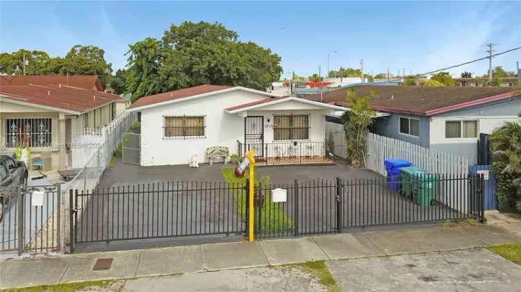 Single-family house For Sale in 5715, Southwest 2nd Terrace, Miami, Florida