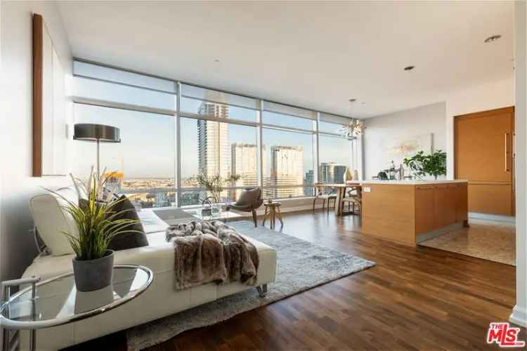 Condo For Sale in 900, West Olympic Boulevard, Los Angeles, California