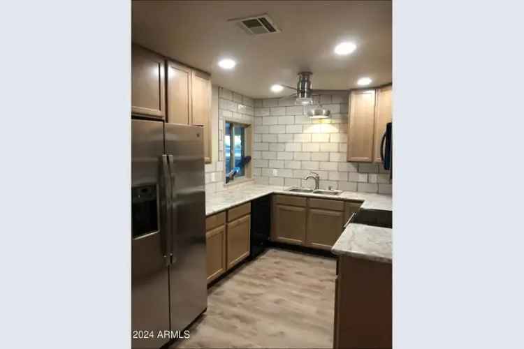 Duplex For Sale in Casa Grande, Arizona