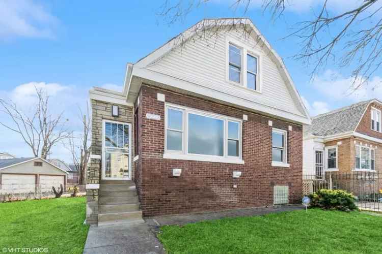 Single-family house For Sale in 9223, South Manistee Avenue, Chicago, Illinois