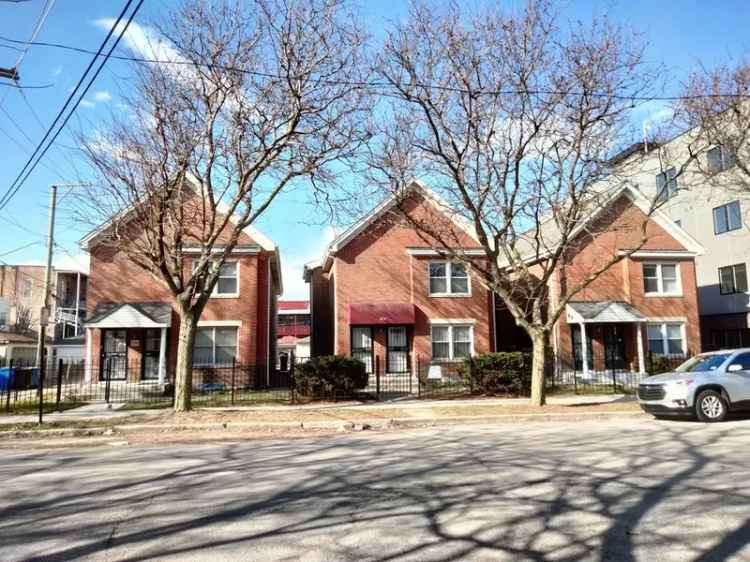 Multi-family house For Sale in 212, South Leavitt Street, Chicago, Illinois