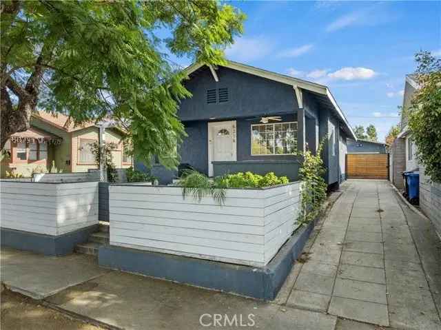 Single-family house For Sale in 6216, Aldama Street, Los Angeles, California