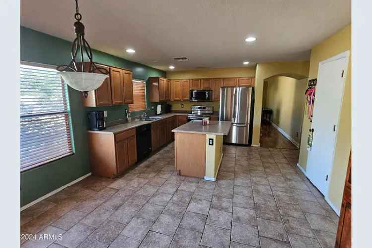 Single-family house For Sale in 1270, East Chelsea Drive, San Tan Valley, Arizona