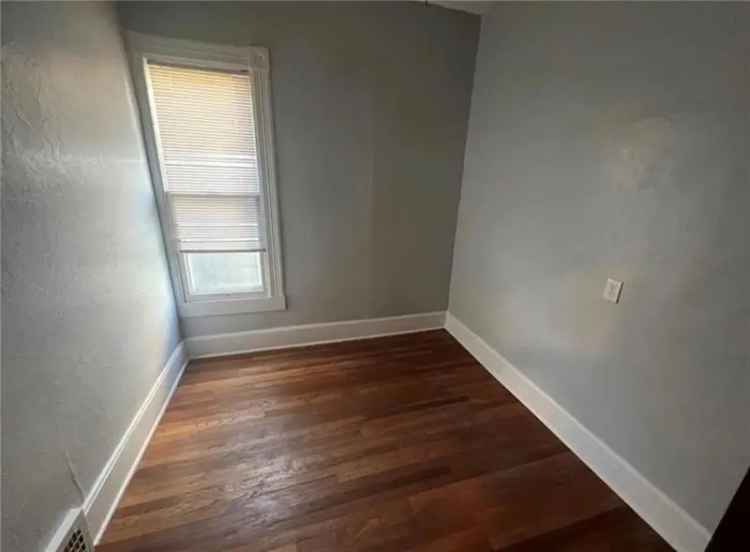 Single-family house For Sale in 518, Barnett Avenue, Kansas City, Kansas