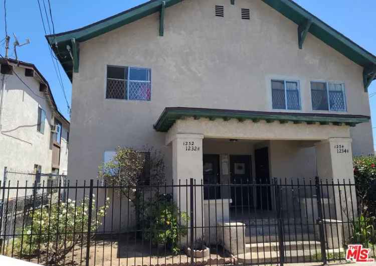 Multi-family house For Sale in 1232, South Kenmore Avenue, Los Angeles, California