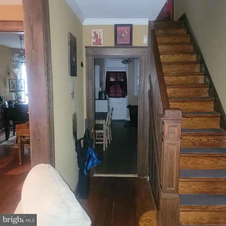 House For Sale in 626, I Street Northeast, Washington, District of Columbia