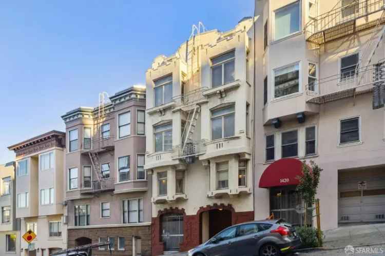 Multi-family house For Sale in 1424, Jones Street, San Francisco, California