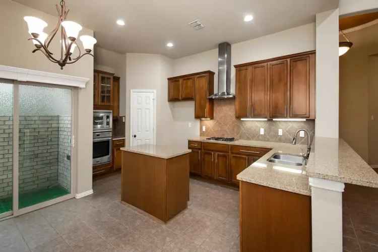 Frisco ISD Home for Rent: 3 Bed, 2 Bath Single Story