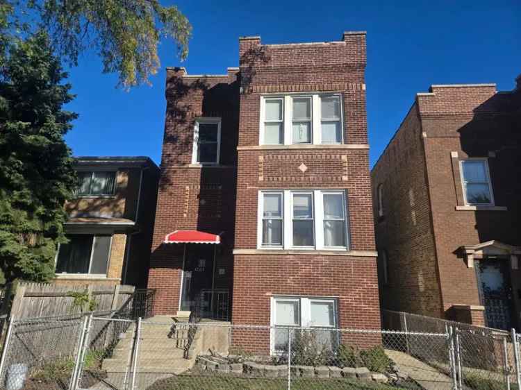 Multi-family house For Sale in 4324, West Haddon Avenue, Chicago, Illinois