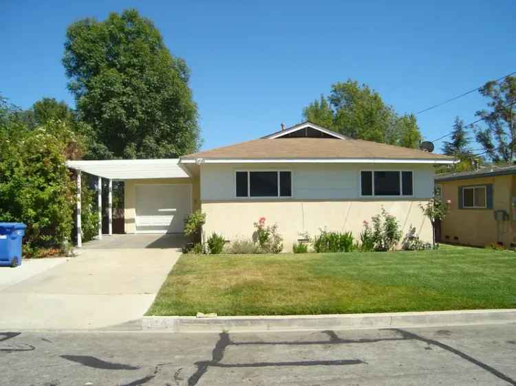 3 Bedroom 2 Bath Single Story Home for Rent in Thousand Oaks