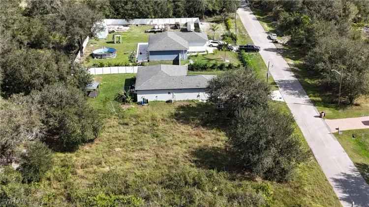 Land For Sale in River Hall, Florida