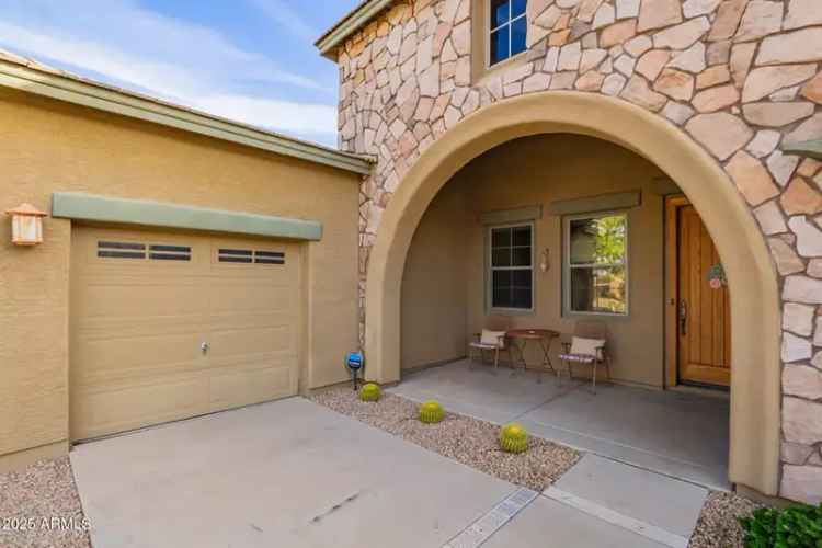 Single-family house For Sale in 9412, South 181st Avenue, Goodyear, Arizona