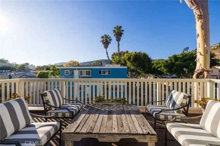 Single-family house For Sale in 385, Mermaid Street, Laguna Beach, California