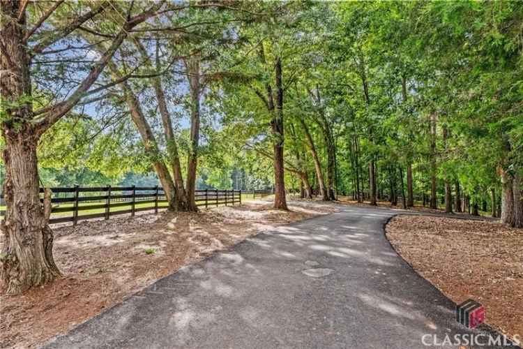 Single-family house For Sale in Athens, Georgia