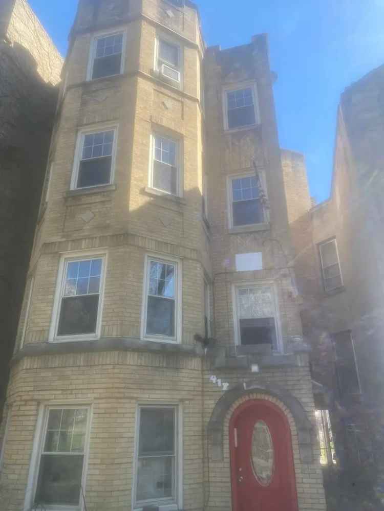 Multi-family house For Sale in 417, East 60th Street, Chicago, Illinois