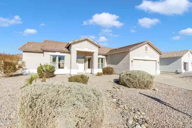 Single-family house For Sale in 1210, East Westchester Drive, Chandler, Arizona