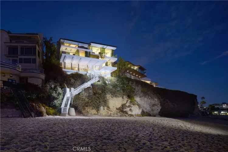 Single-family house For Sale in 14, Lagunita Drive, Laguna Beach, California