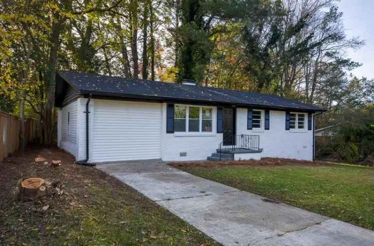 Single-family house For Sale in 4010, Princeton Place Southwest, Atlanta, Georgia