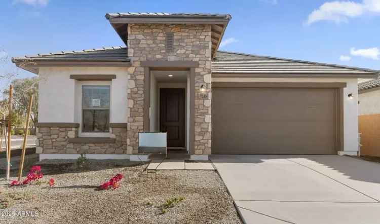 Single-family house For Sale in Phoenix, Arizona