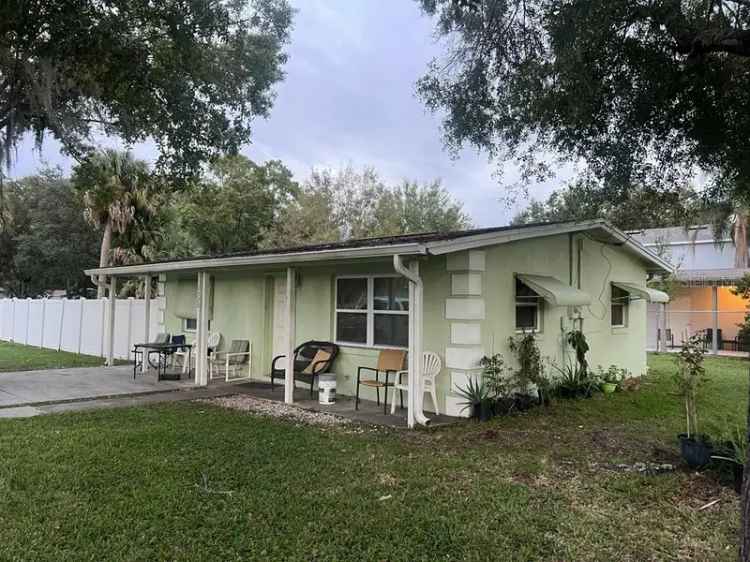 Single-family house For Sale in Kissimmee, Florida