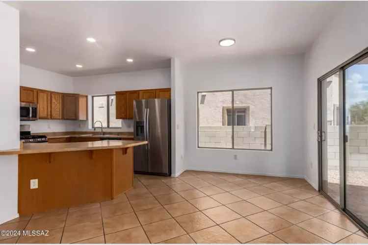 Single-family house For Sale in 368, East Camino Limon Verde, Sahuarita, Arizona