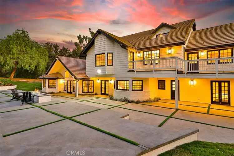 Single-family house For Sale in 6108, Chesebro Road, Agoura Hills, California