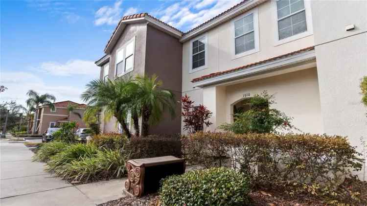 House For Sale in 1010, Las Fuentes Drive, Kissimmee, Florida