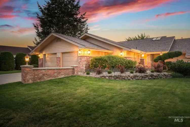 Single-family house For Sale in 4028, Fairway Drive, Lewiston, Idaho