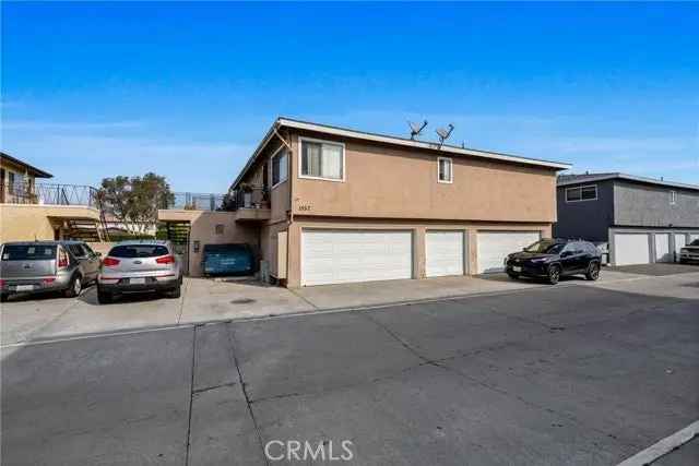 Multi-family house For Sale in 1557, Coriander Drive, Costa Mesa, California