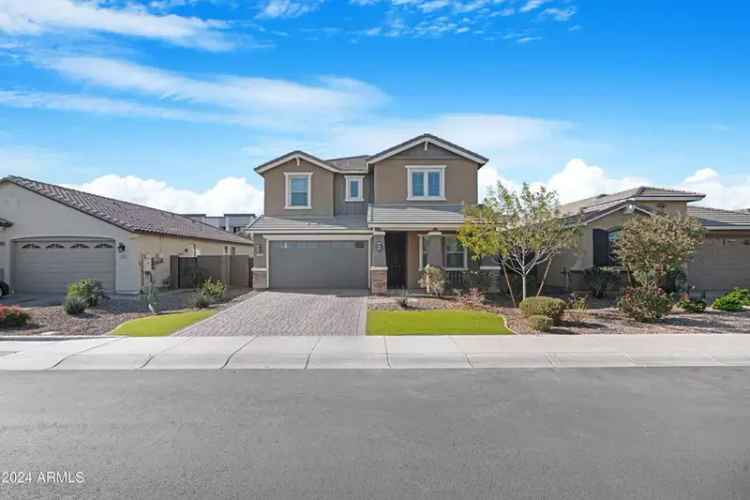 Single-family house For Sale in 766, North 153rd Avenue, Goodyear, Arizona