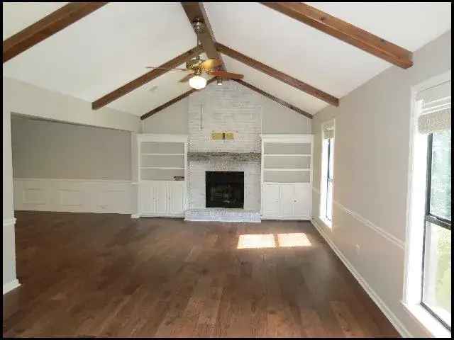 3 Bedroom 2 Bathroom Home for Rent in Turtle Creek