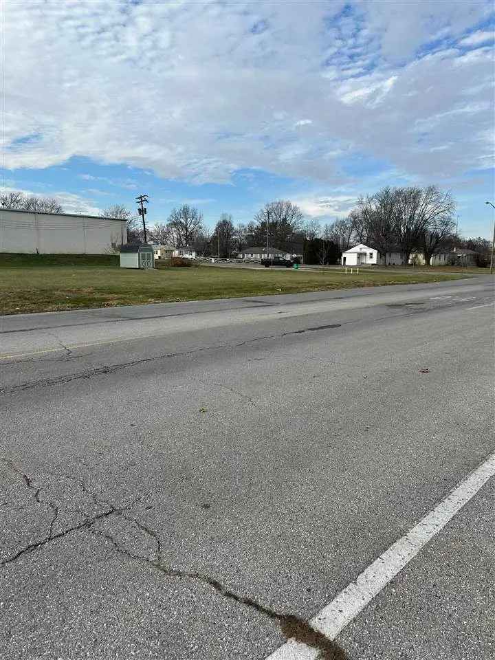 Land For Sale in Connersville, Indiana