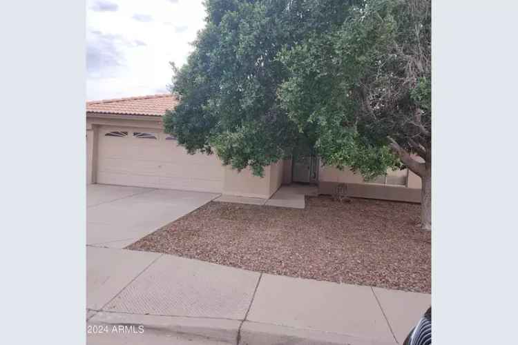 Single-family house For Sale in 16147, West Central Street, Surprise, Arizona