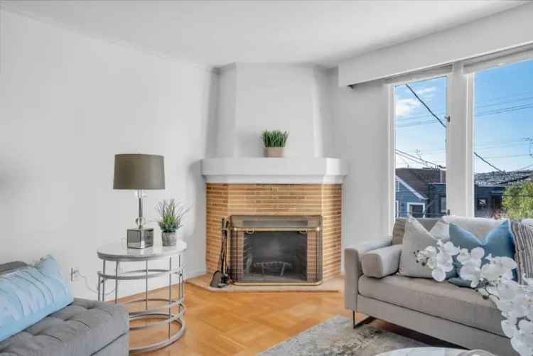 Single-family house For Sale in 345, Athens Street, San Francisco, California