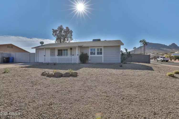 Single-family house For Sale in 1801, East Paradise Lane, Phoenix, Arizona