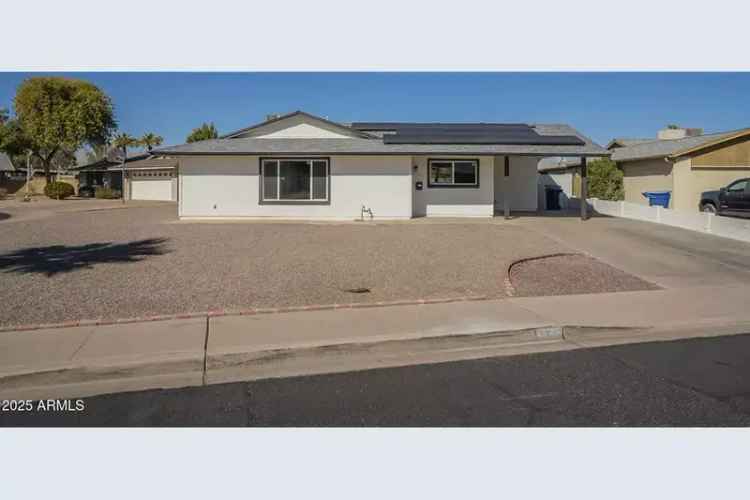 Single-family house For Sale in 1038, East Carson Drive, Tempe, Arizona