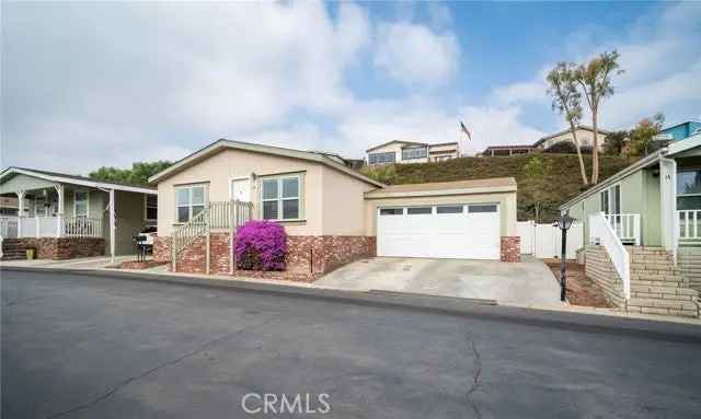 Single-family house For Sale in 1051, Site Drive, Brea, California