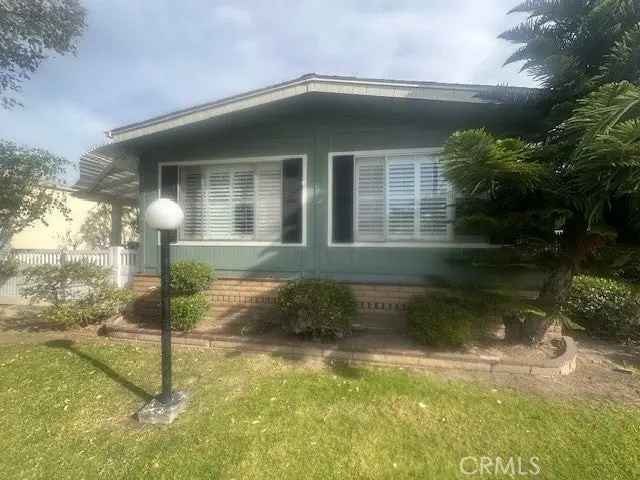 Single-family house For Sale in 5200, Irvine Boulevard, Irvine, California