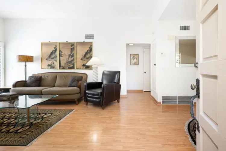 Condo For Sale in Palm Springs, California