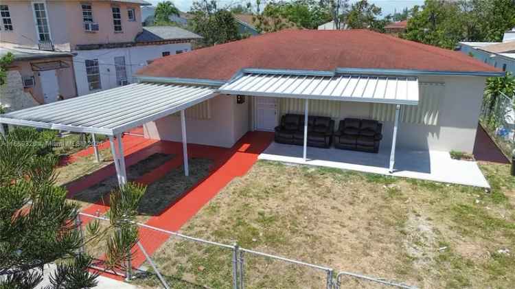 Single-family house For Sale in 2331, Northwest Flagler Terrace, Miami, Florida