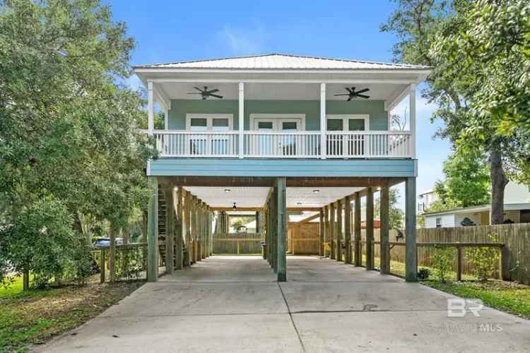 Single-family house For Sale in 5434, Armadillo Avenue, Orange Beach, Alabama