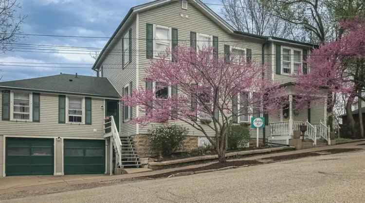 Single-family house For Sale in 606, South Prospect Street, Galena, Illinois