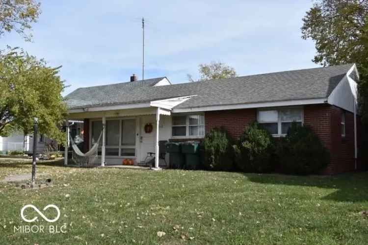 Single-family house For Sale in 2112, North Ball Avenue, Muncie, Indiana