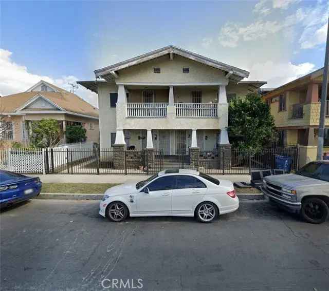 Multi-family house For Sale in Los Angeles, California