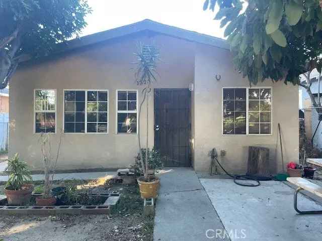 Single-family house For Sale in Los Angeles, California