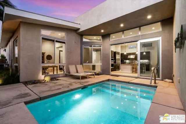 Single-family house For Sale in 4230, Amber Lane, Palm Springs, California